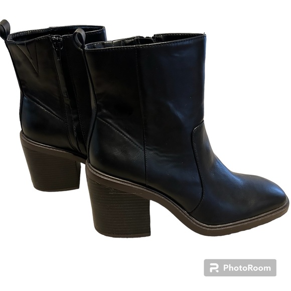 Kensie Shoes - NEW without tags, Klinton Kensie black booties, size 11